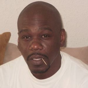 Meet your Posher, Leon